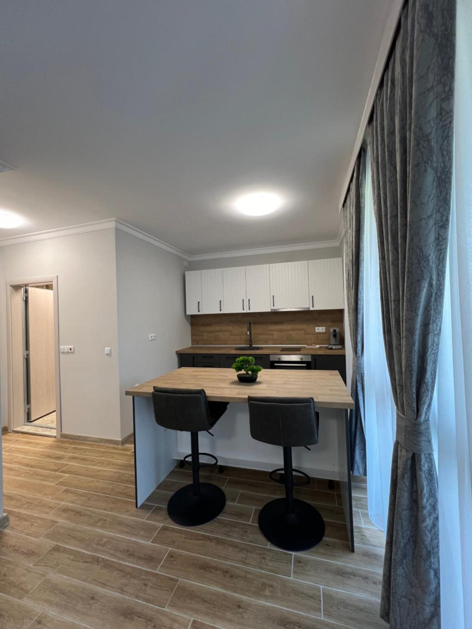 Green Park Apartments And Rooms For Guests Асеновград Экстерьер фото