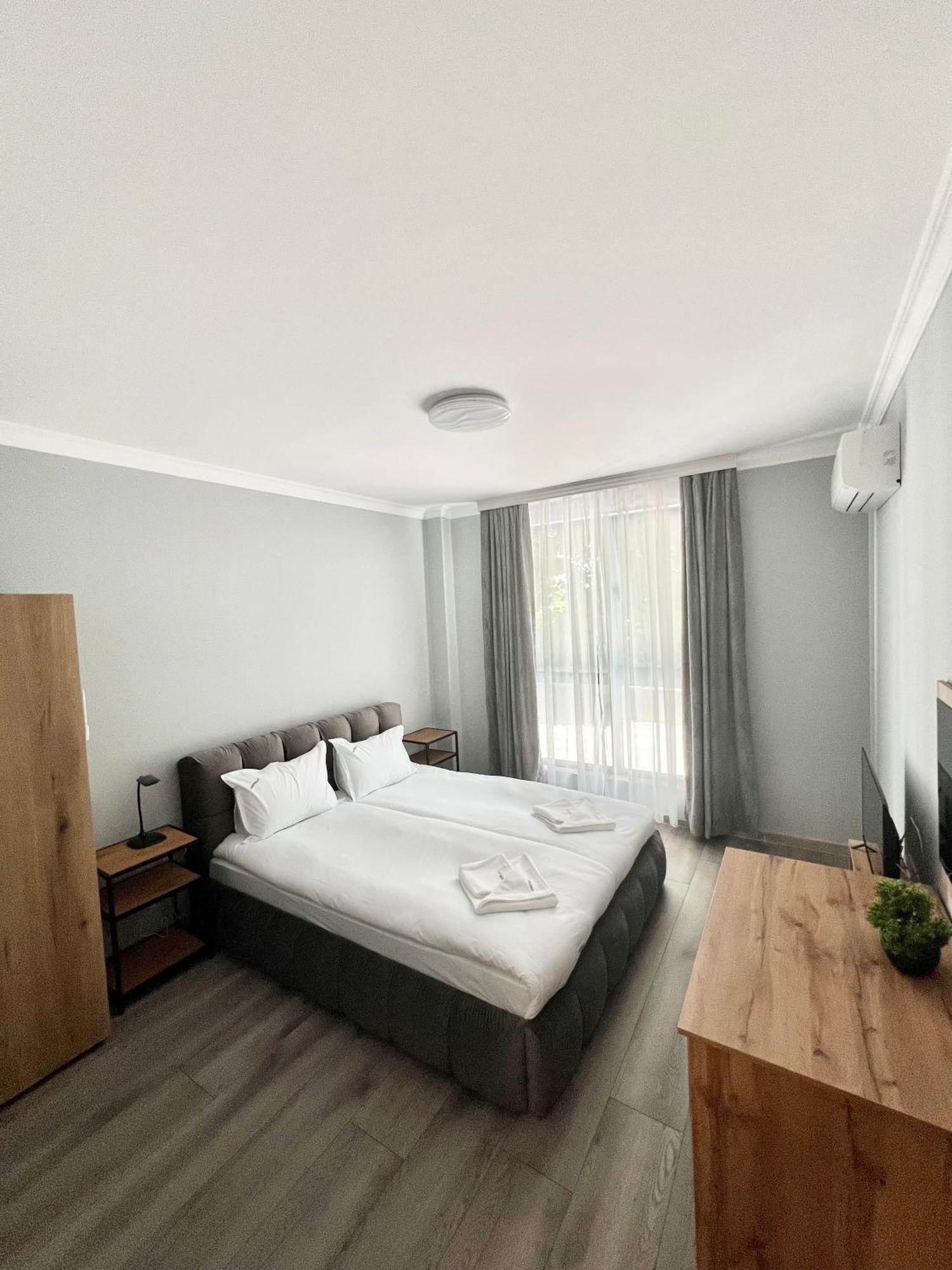 Green Park Apartments And Rooms For Guests Асеновград Экстерьер фото