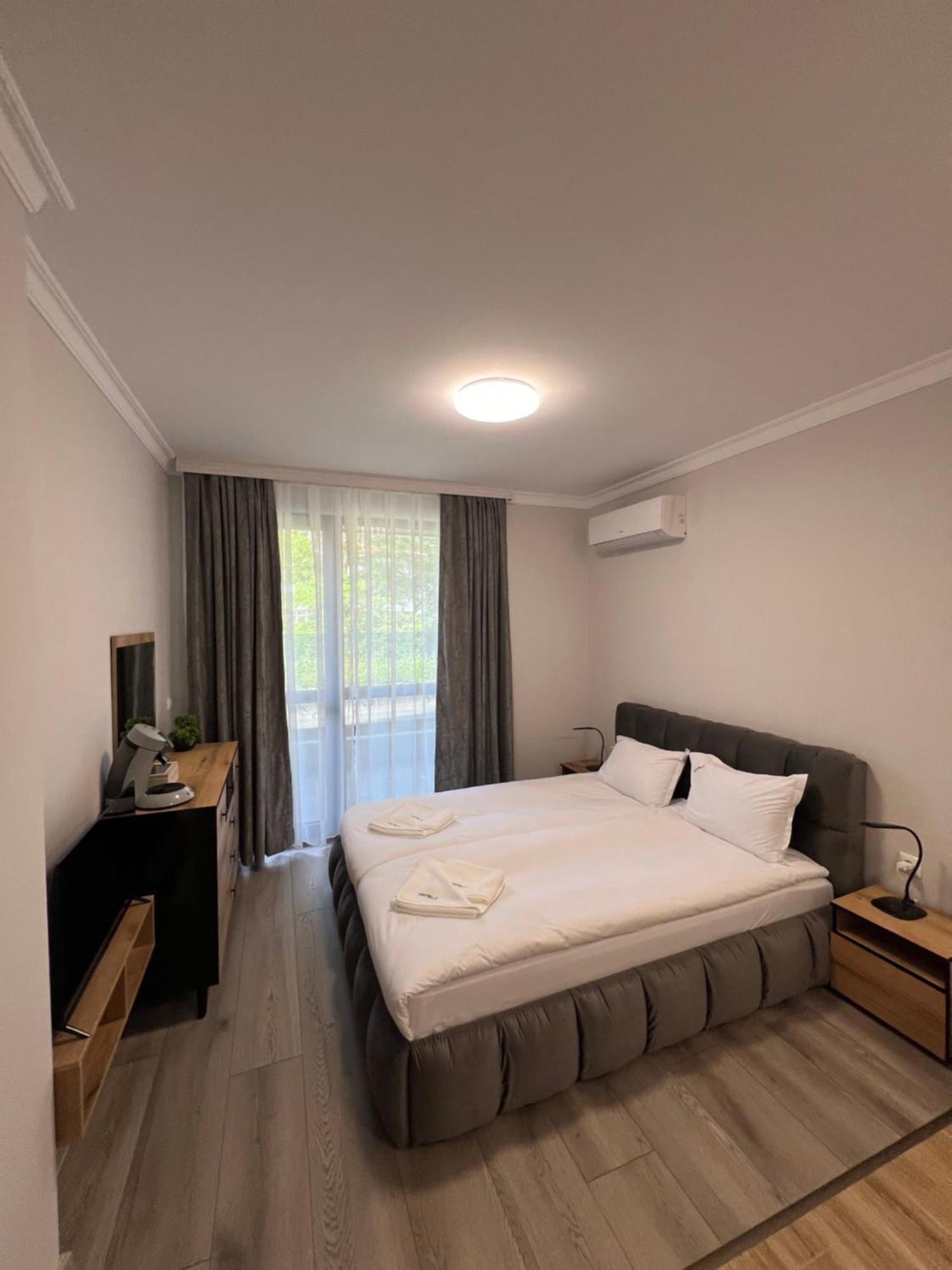 Green Park Apartments And Rooms For Guests Асеновград Экстерьер фото